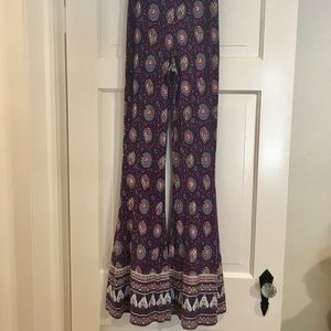 Arnhem - Adorable bells in Aurora 💕